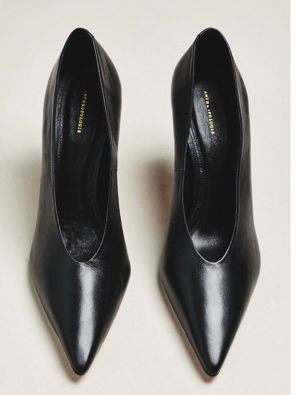 Classic Black Pointed-Toe Stiletto Heels - Picture 2 of 3